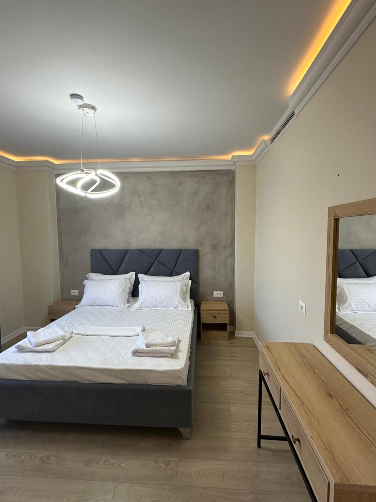 Hotel Demoli Поградец Екстериор снимка