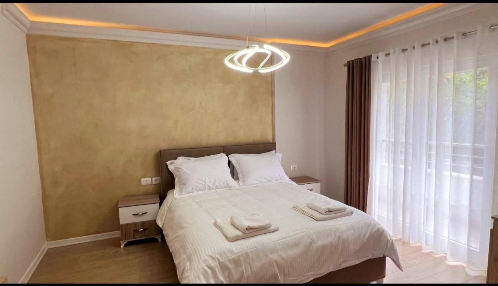 Hotel Demoli Поградец Екстериор снимка